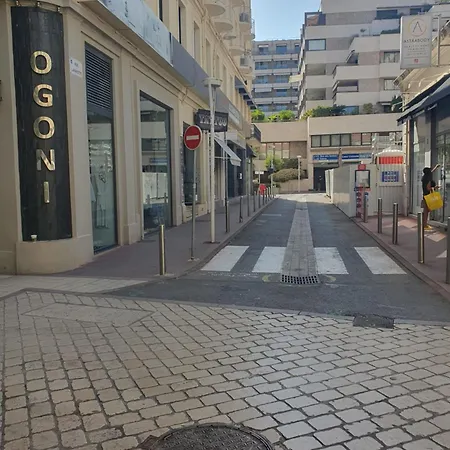 La Fayette * Cannes